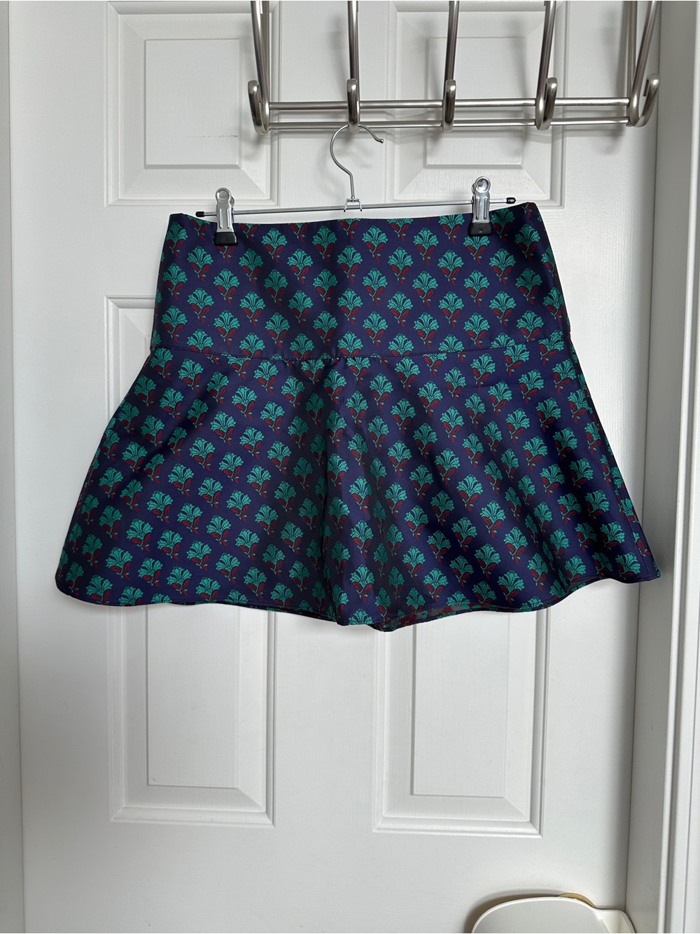 Club Monaco Navy Mini Skirt with Teal Floral Motif - 4